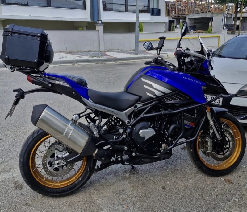 QJMOTOR SRT800
